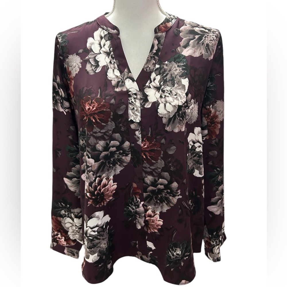 Jennifer Lopez V Neck Long Sleeve Floral Blouse, Maroon, Size Small